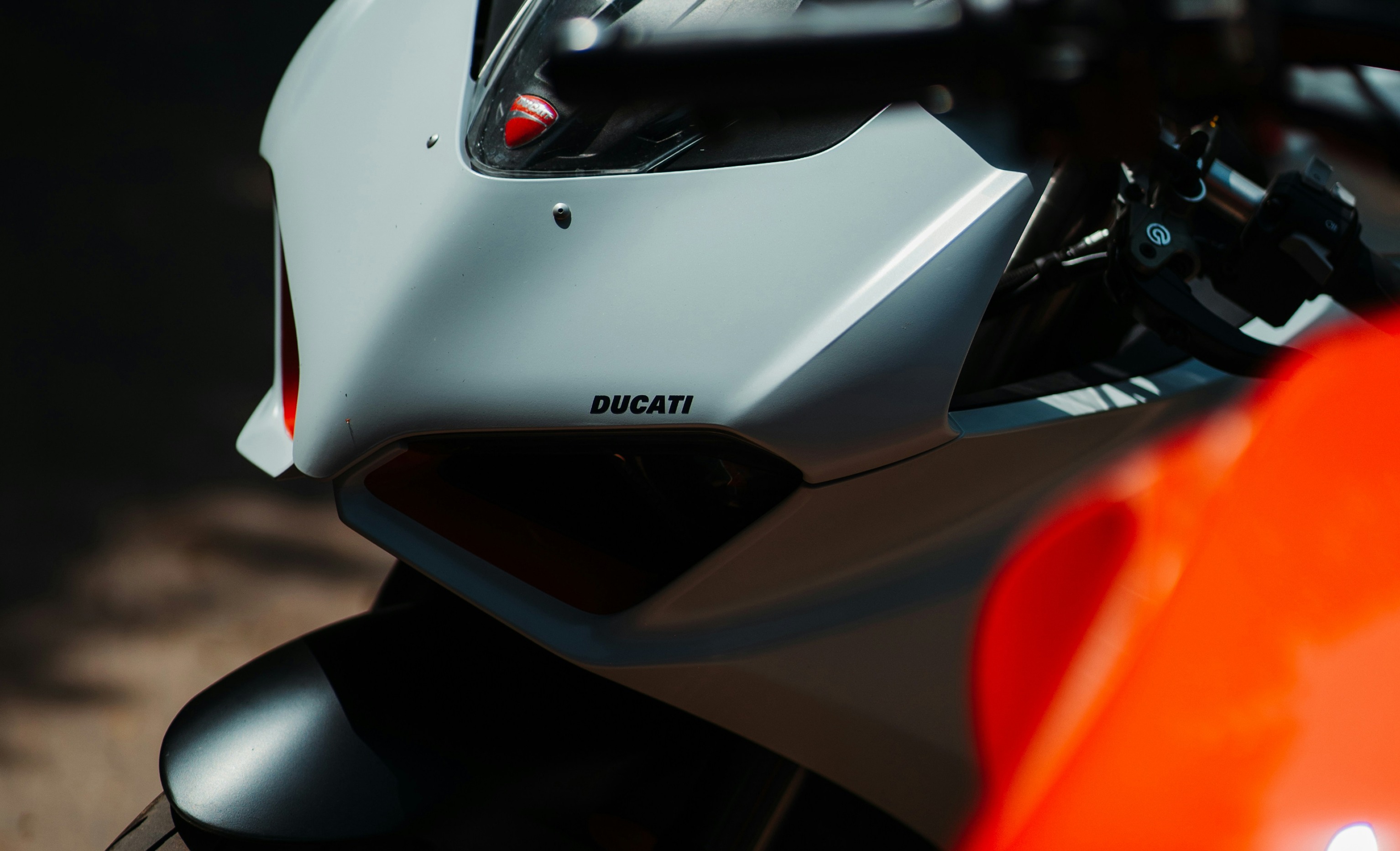 Common Image dinesten_images_1755173217.jpg Polijsten | Elevate Automotive