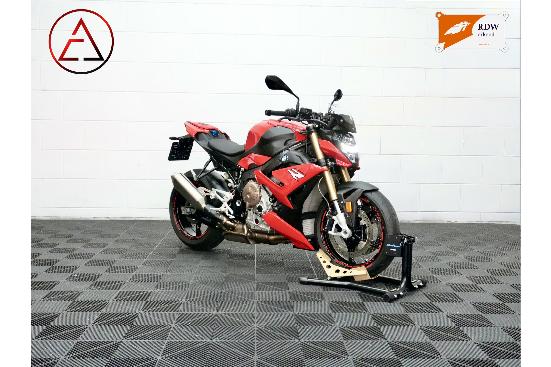 BMW  S1000R 165PK | 7.083 KM | Full Power Naked | Dealer OH 52147834-0.jpg | Elevate Automotive