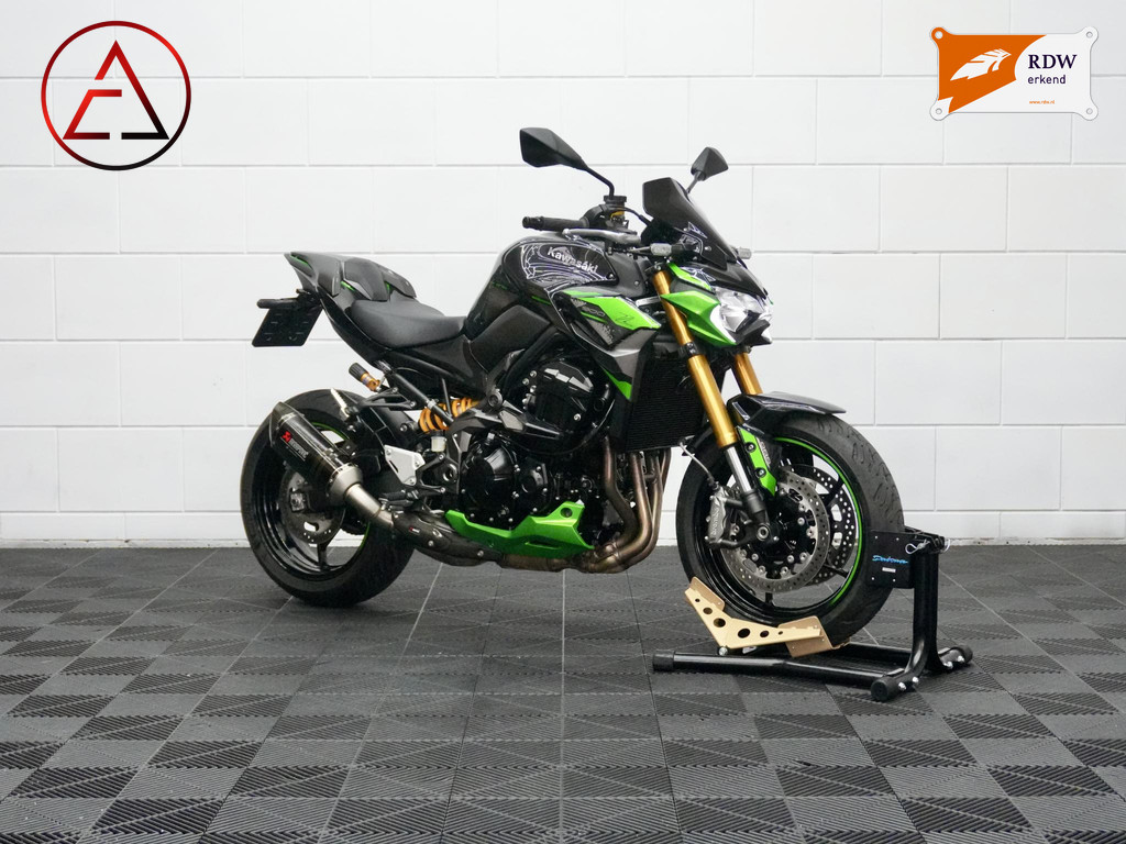 Kawasaki  Z900 SE Performance Fabrieksgarantie - Nieuwstaat 52618348-0.jpg | Elevate Automotive